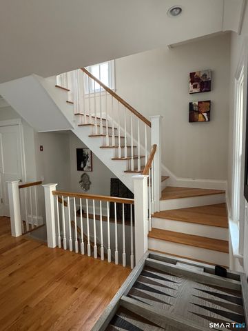 65 Sherwood Place 65, Greenwich, CT 06830