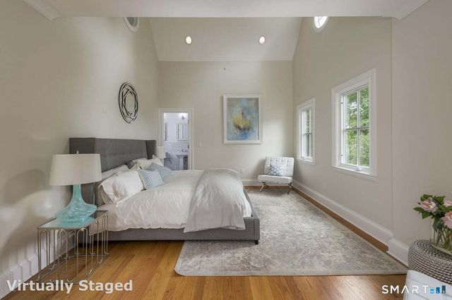 65 Sherwood Place 65, Greenwich, CT 06830