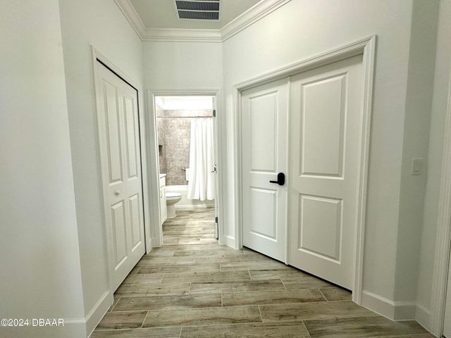 261 Hang Loose Way, Daytona Beach, FL 32124