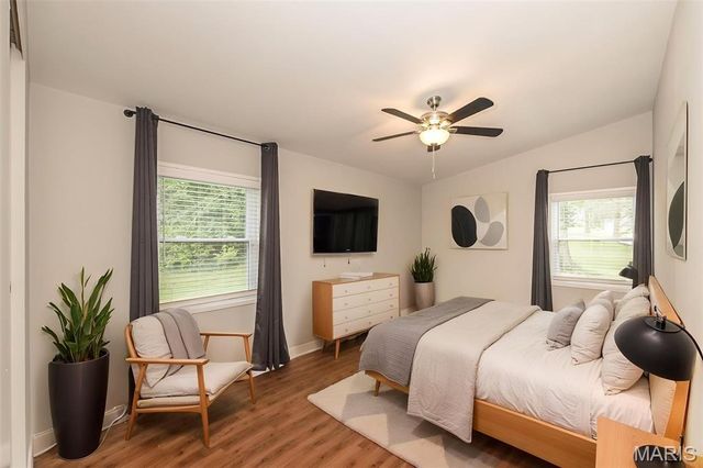 250 Sunset Drive, Ballwin, MO 63011