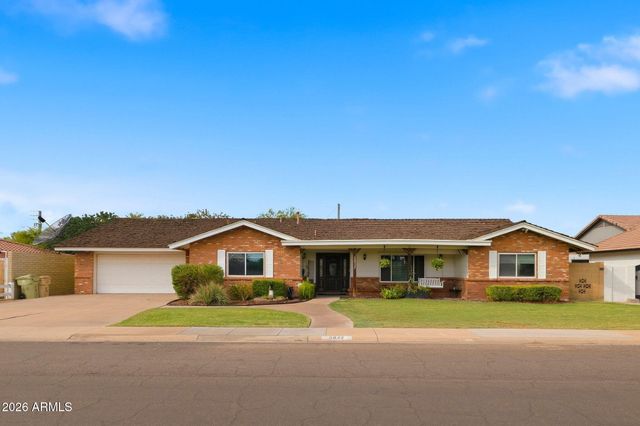 5832 W FRIER Drive, Glendale, AZ 85301