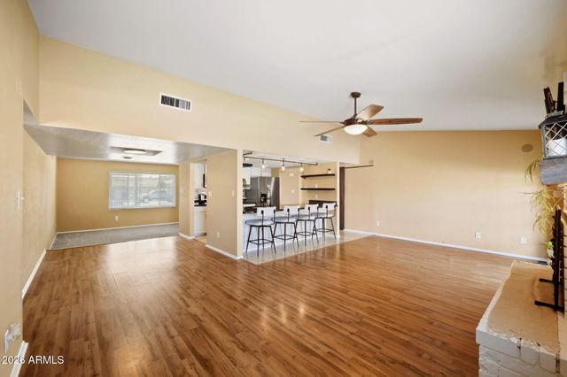 5832 W FRIER Drive, Glendale, AZ 85301