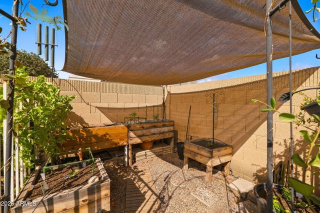 5832 W FRIER Drive, Glendale, AZ 85301