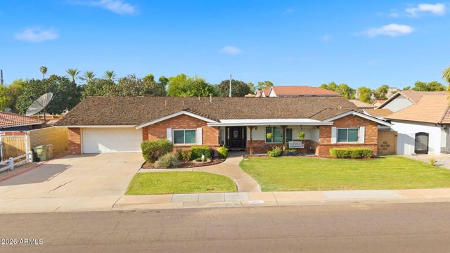 5832 W FRIER Drive, Glendale, AZ 85301