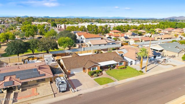 5832 W FRIER Drive, Glendale, AZ 85301