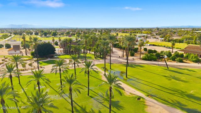 5832 W FRIER Drive, Glendale, AZ 85301