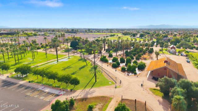 5832 W FRIER Drive, Glendale, AZ 85301