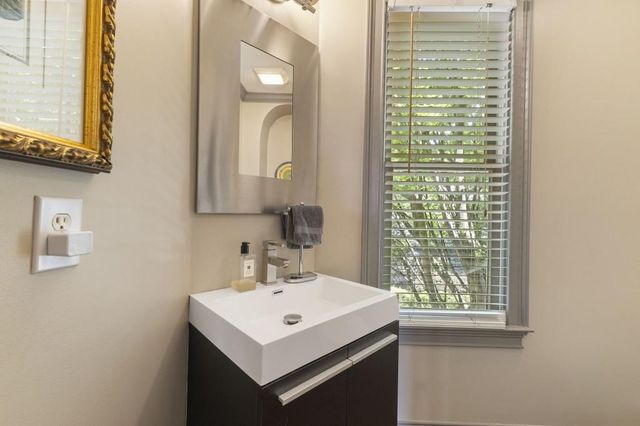 1377 Village Park Drive NE, Atlanta, GA 30319