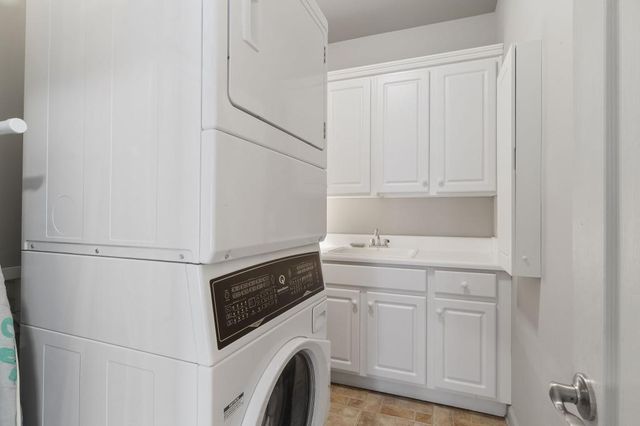 1377 Village Park Drive NE, Atlanta, GA 30319