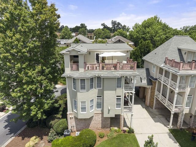 1377 Village Park Drive NE, Atlanta, GA 30319
