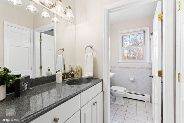 2603 HERITAGE FARM DR, Wilmington, DE 19808