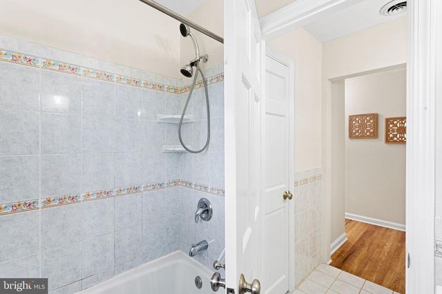 2603 HERITAGE FARM DR, Wilmington, DE 19808