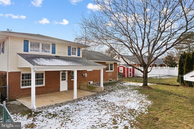 2603 HERITAGE FARM DR, Wilmington, DE 19808