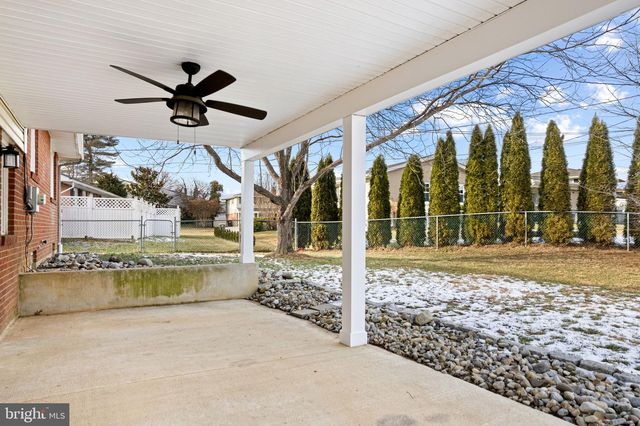 2603 HERITAGE FARM DR, Wilmington, DE 19808