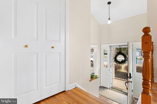 2603 HERITAGE FARM DR, Wilmington, DE 19808