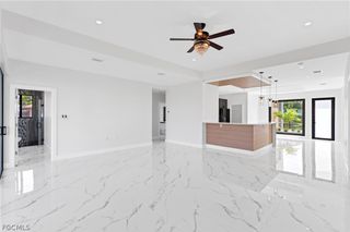 2027 NE 18th ST, Cape Coral, FL 33909