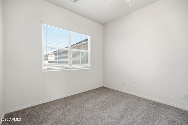 4044 E DAWSON Drive E, Chandler, AZ 85249