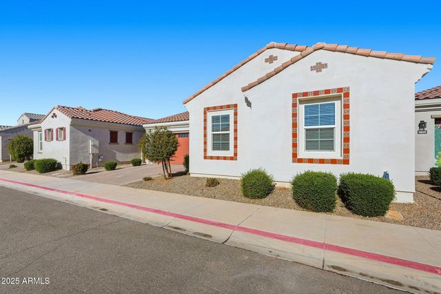 4044 E DAWSON Drive E, Chandler, AZ 85249