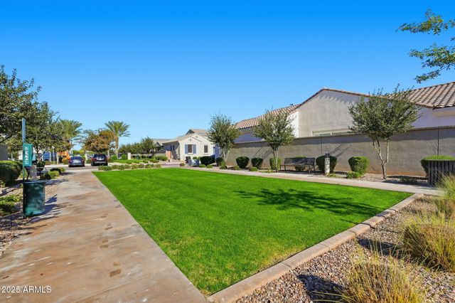 4044 E DAWSON Drive E, Chandler, AZ 85249