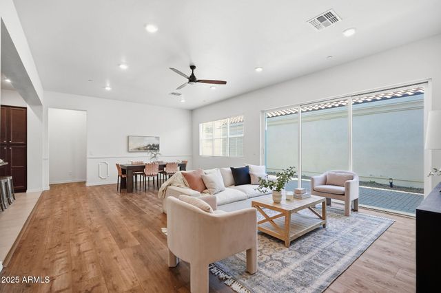 4044 E DAWSON Drive E, Chandler, AZ 85249