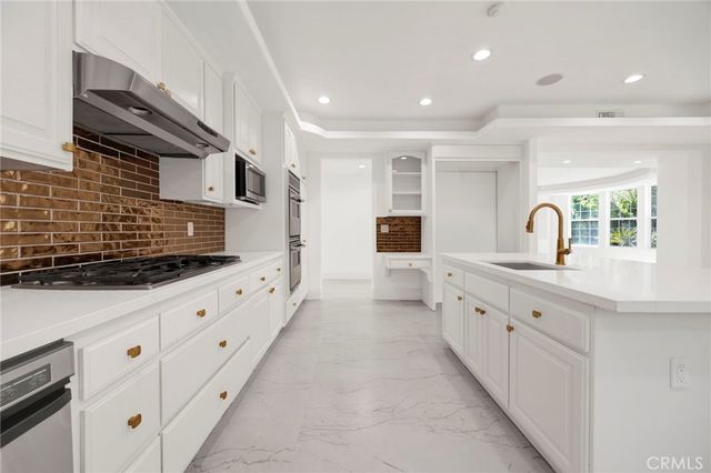 11528 Jenny Lane, Granada Hills, CA 91344