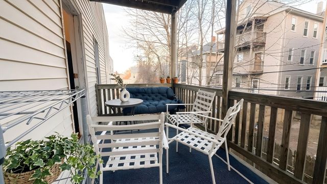 26 Darling 2, Boston, MA 02120