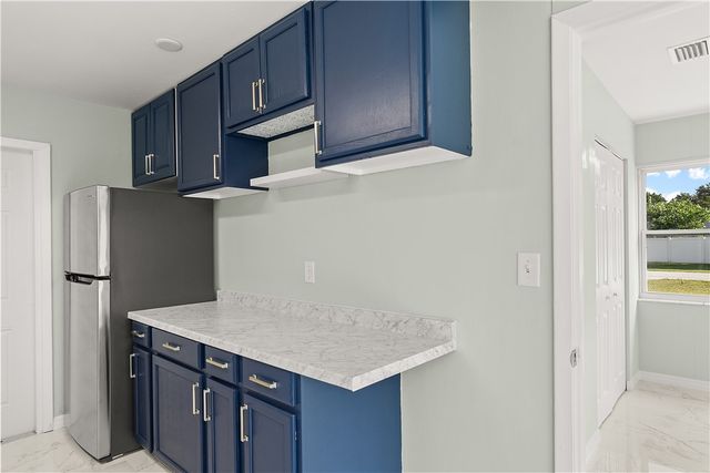 985 35th Avenue, Vero Beach, FL 32960