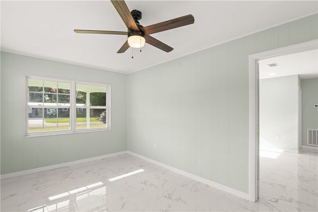 985 35th Avenue, Vero Beach, FL 32960