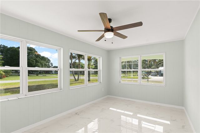 985 35th Avenue, Vero Beach, FL 32960