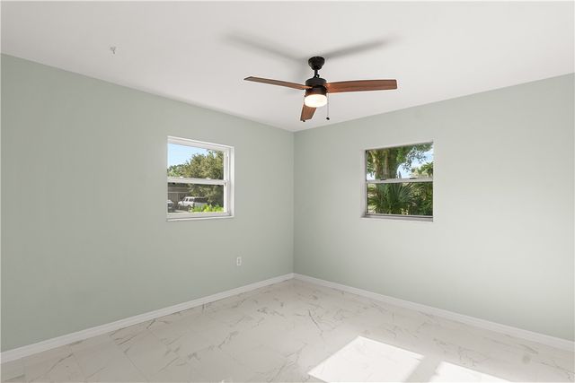 985 35th Avenue, Vero Beach, FL 32960