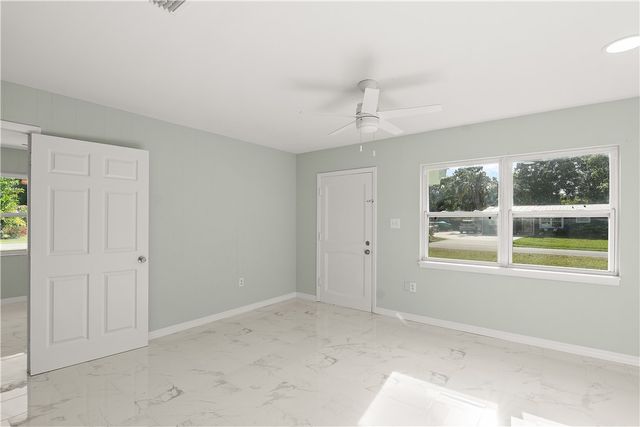 985 35th Avenue, Vero Beach, FL 32960