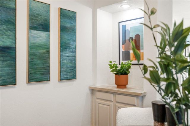 2847 Abbey St, Oakland, CA 94619