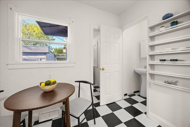 2847 Abbey St, Oakland, CA 94619