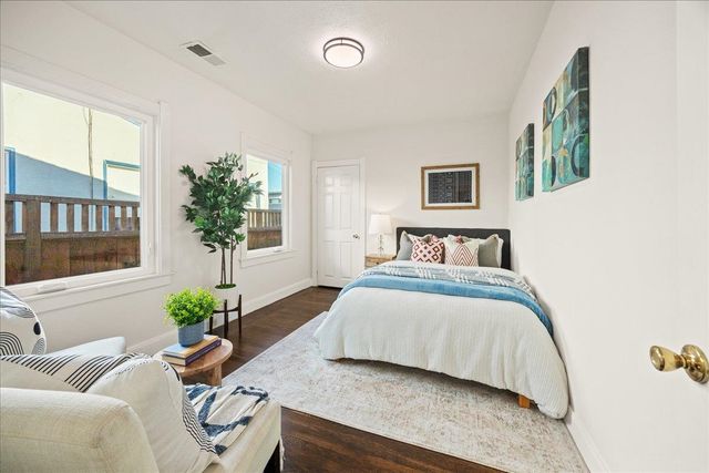 2847 Abbey St, Oakland, CA 94619