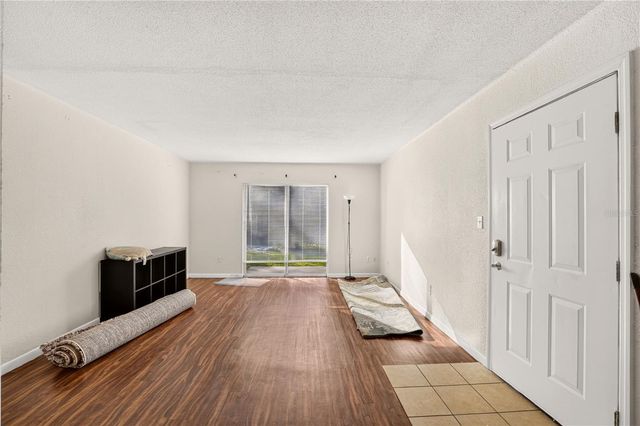 507 NW 39TH ROAD 107, Gainesville, FL 32607