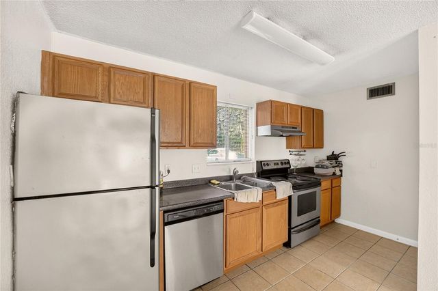 507 NW 39TH ROAD 107, Gainesville, FL 32607