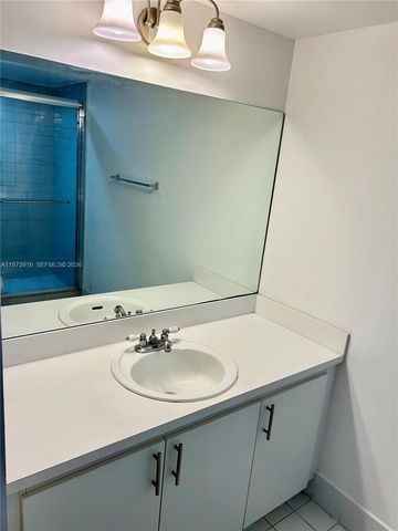 4712 NW 114th Ave 102, Doral, FL 33178