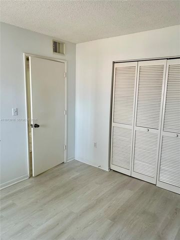 4712 NW 114th Ave 102, Doral, FL 33178