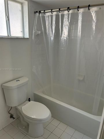 4712 NW 114th Ave 102, Doral, FL 33178