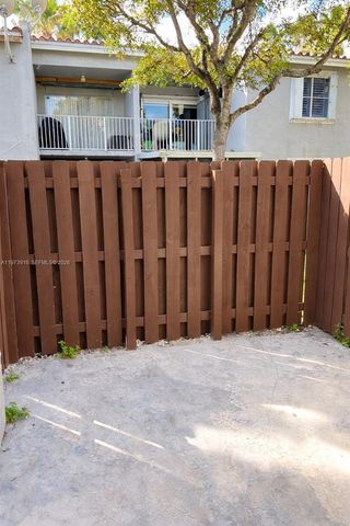 4712 NW 114th Ave 102, Doral, FL 33178