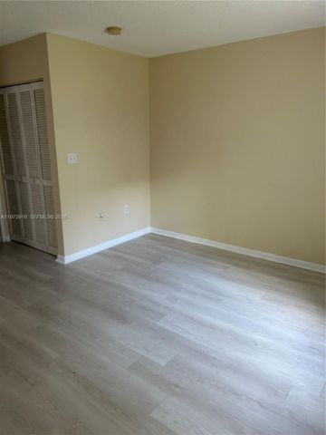 4712 NW 114th Ave 102, Doral, FL 33178