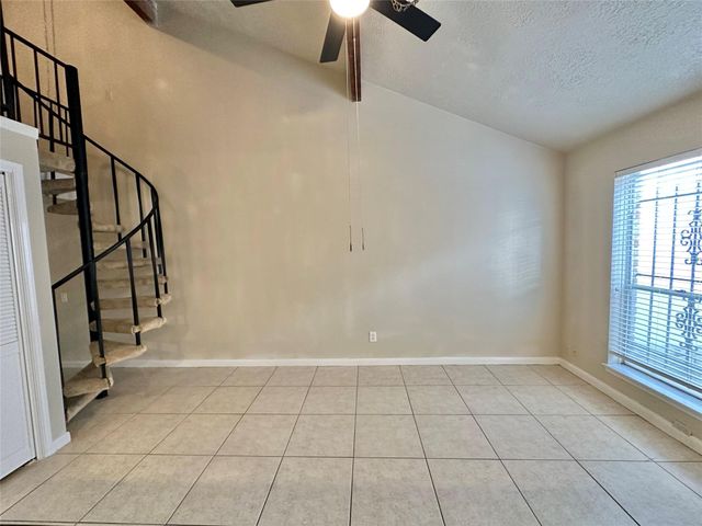 9164 Wilcrest Drive 9164, Houston, TX 77099