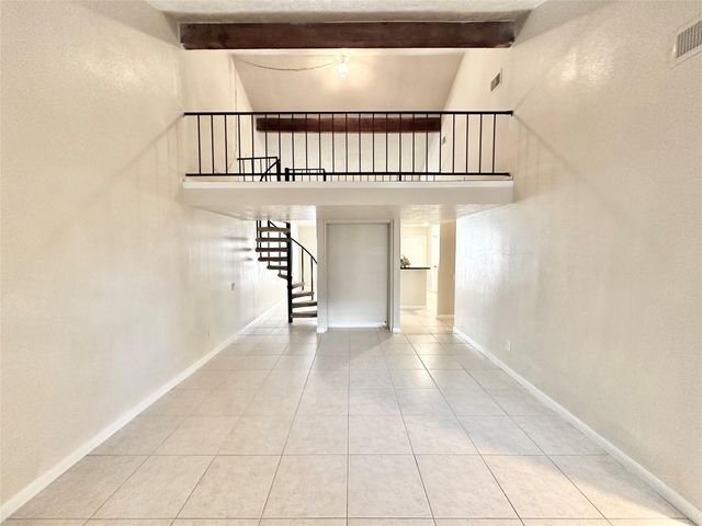 9164 Wilcrest Drive 9164, Houston, TX 77099