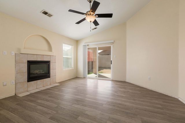 7608 Via Belleza SW, Albuquerque, NM 87121