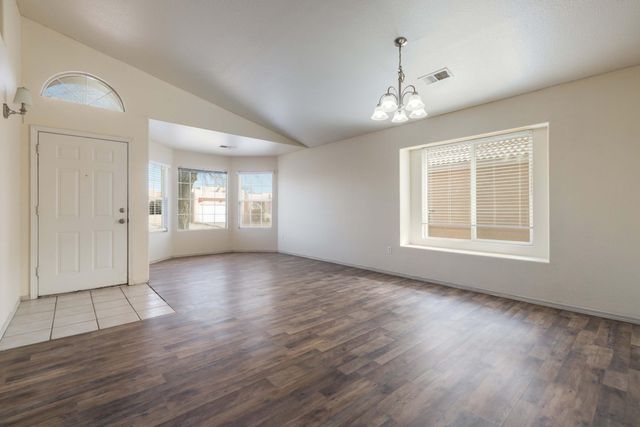 7608 Via Belleza SW, Albuquerque, NM 87121