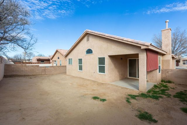 7608 Via Belleza SW, Albuquerque, NM 87121