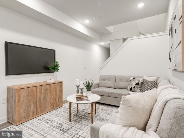 2855 AMBER ST, Philadelphia, PA 19134