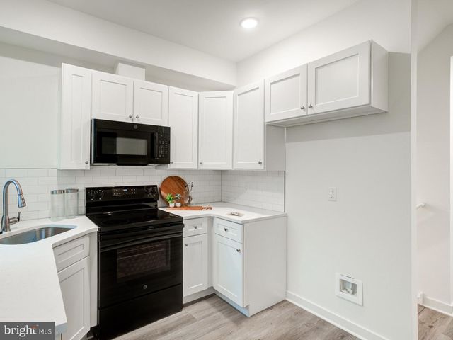 2855 AMBER ST, Philadelphia, PA 19134