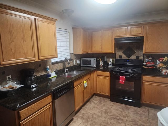 1530 Cartwright Road, Missouri City, TX 77489