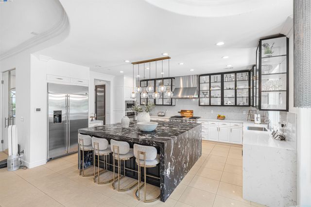 8324 Waterwell Way, Tracy, CA 95304